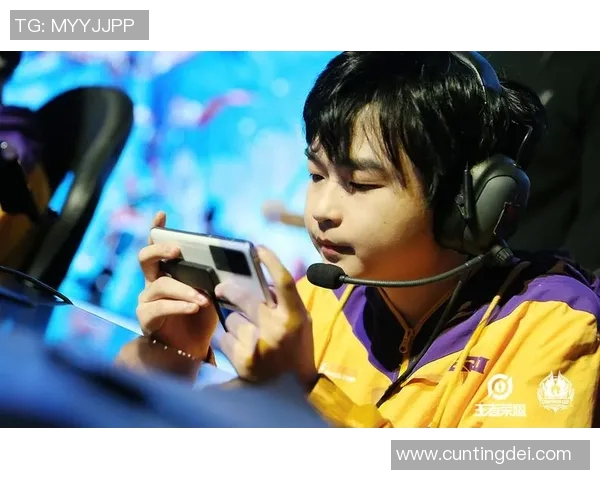 南京网球队逆袭之旅揭秘:从默默无闻到冠军荣耀的奋斗故事